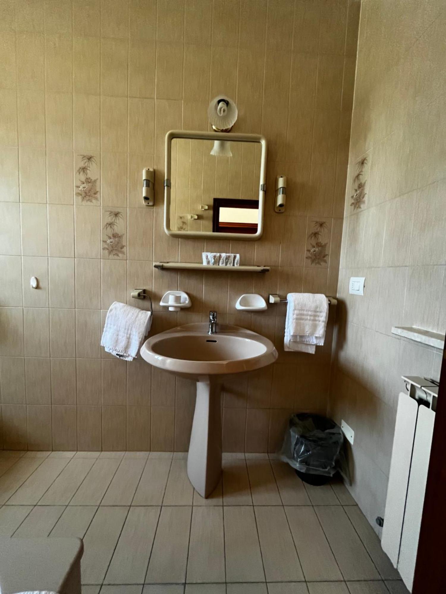 Orlando Apartment Porto Garibaldi Bagian luar foto